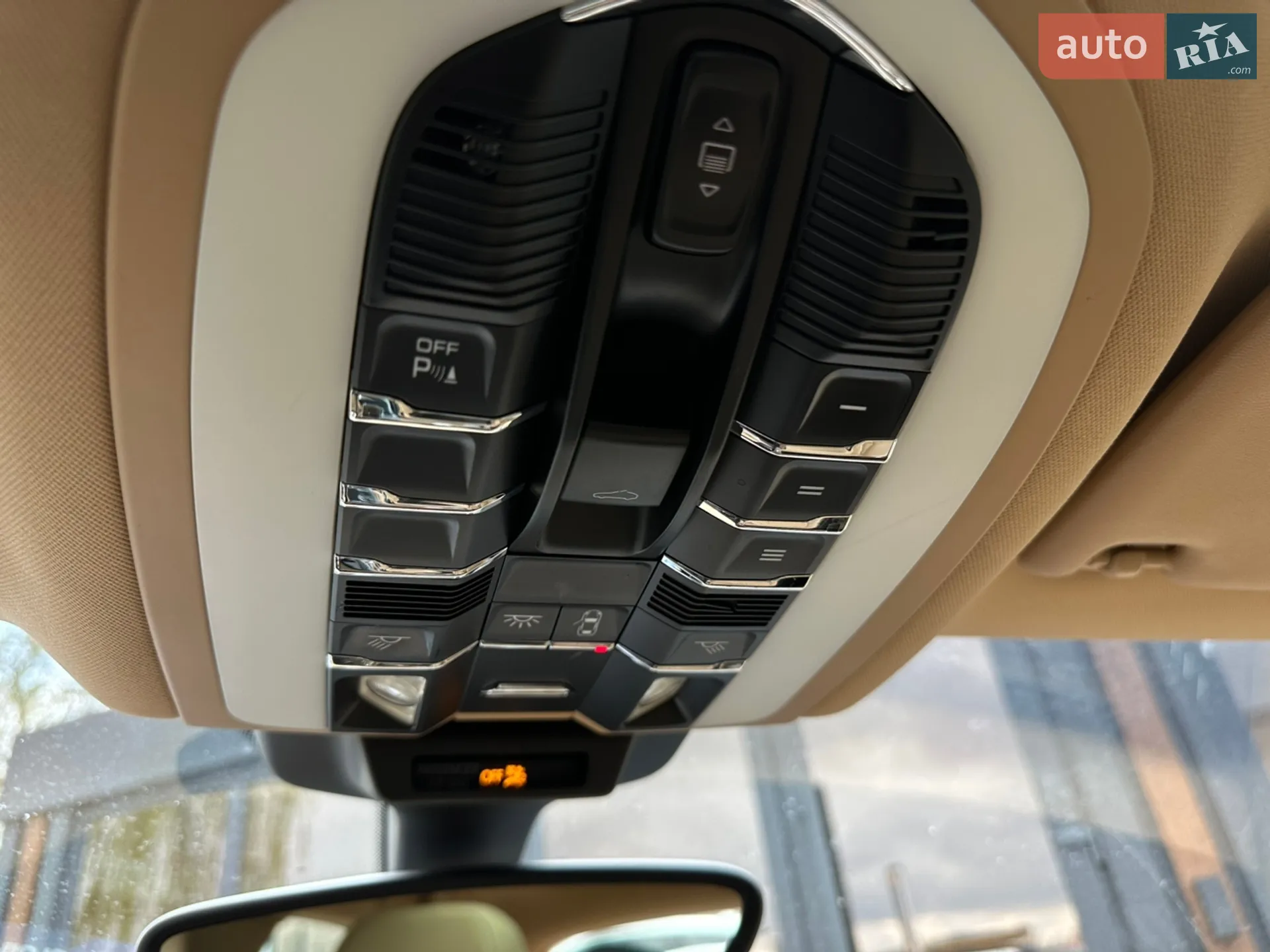 2015 Porsche Macan - мініатюра 18