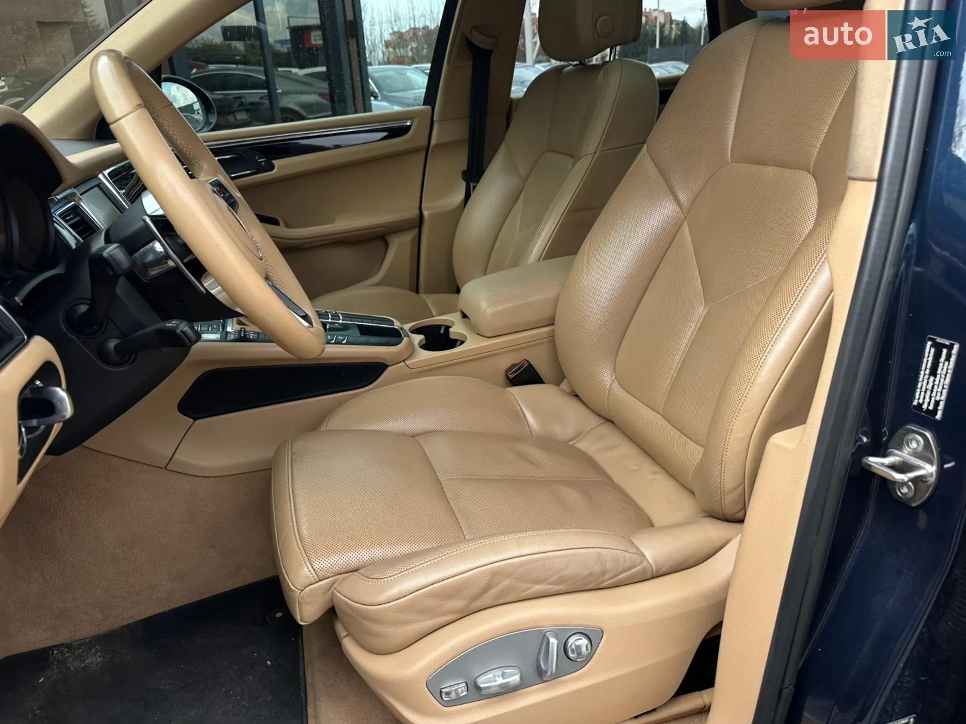 2015 Porsche Macan - мініатюра 12