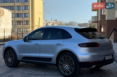 Позашляховик / Кросовер Porsche Macan 2017 в Києві