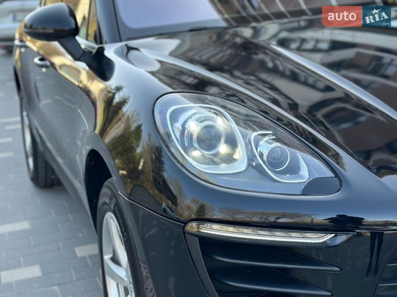 Позашляховик / Кросовер Porsche Macan 2018 в Тернополі