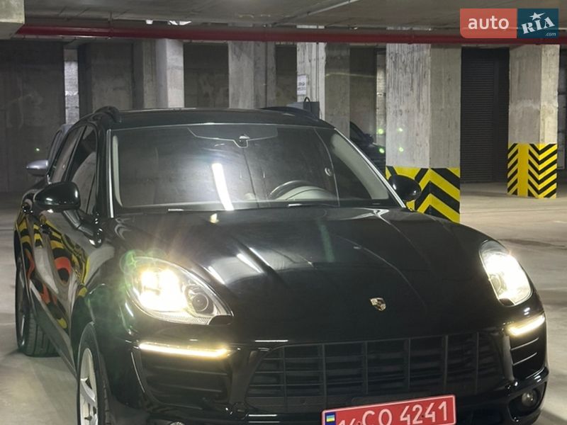 Позашляховик / Кросовер Porsche Macan 2018 в Тернополі