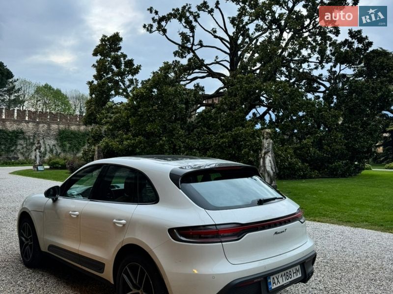 Внедорожник / Кроссовер Porsche Macan 2022 в Киеве