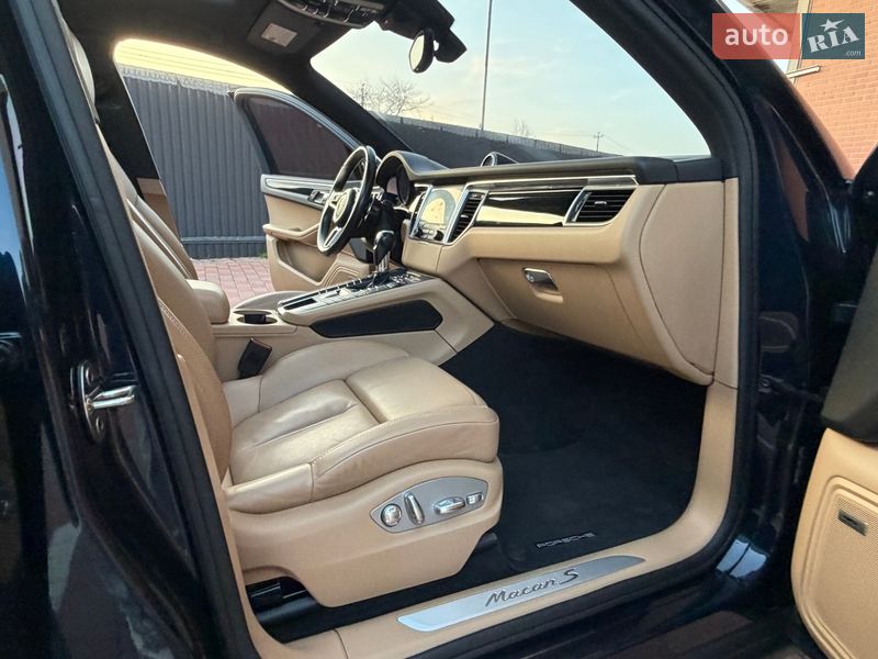 Внедорожник / Кроссовер Porsche Macan 2018 в Одессе