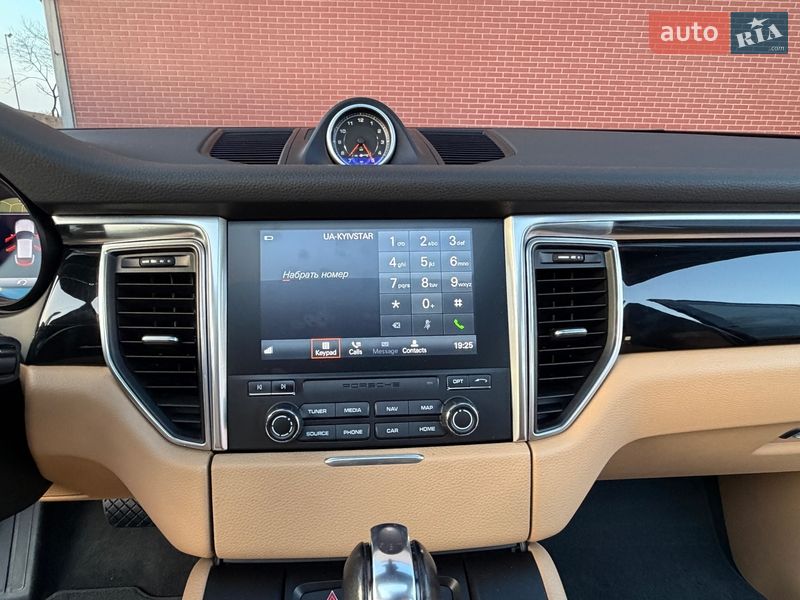 Внедорожник / Кроссовер Porsche Macan 2018 в Одессе