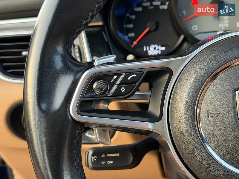 Внедорожник / Кроссовер Porsche Macan 2018 в Одессе