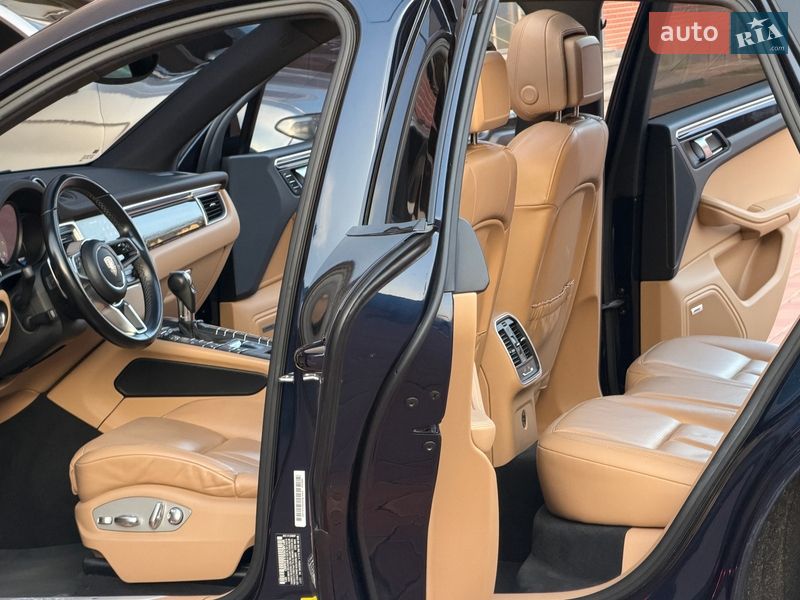Внедорожник / Кроссовер Porsche Macan 2018 в Одессе