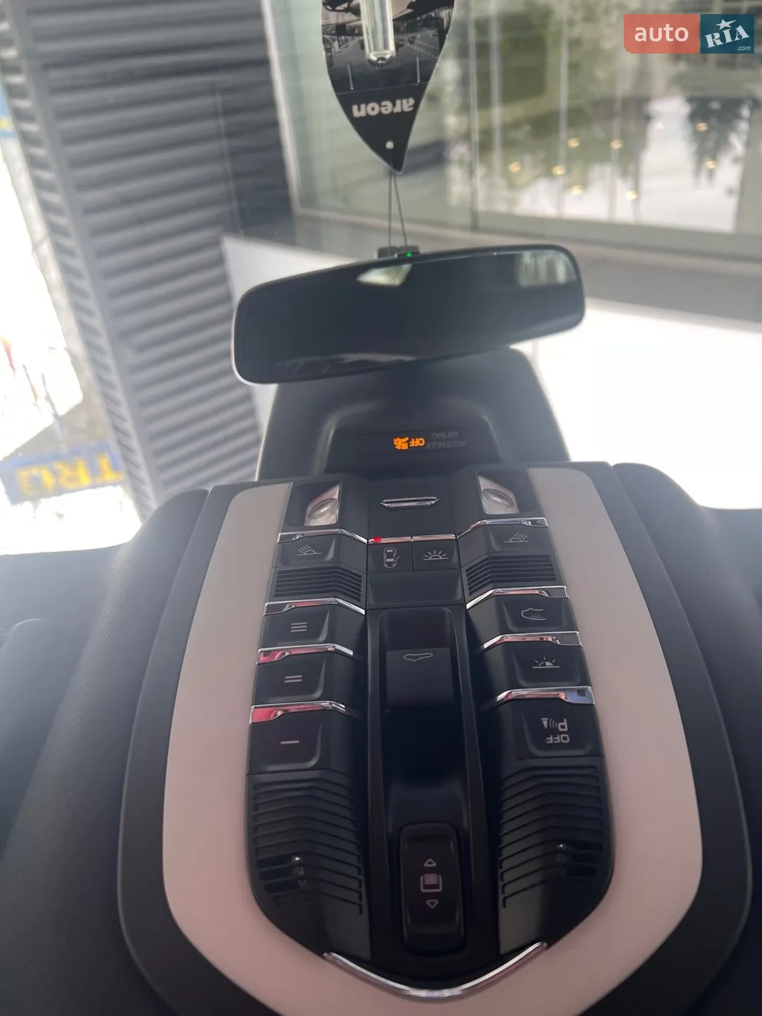 2019 Porsche Macan - мініатюра 26
