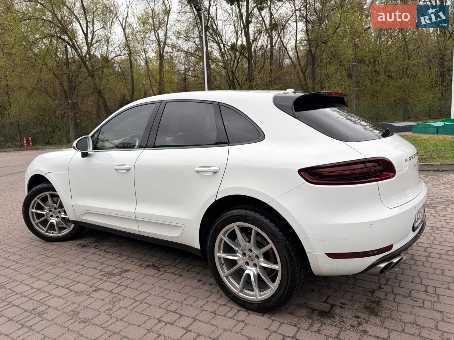 2016 Porsche Macan - мініатюра 13