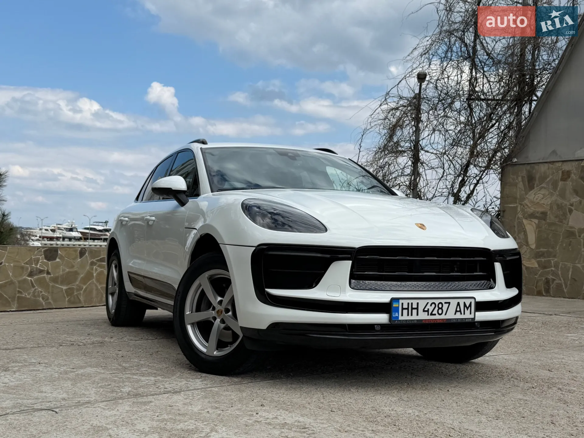2019 Porsche Macan - мініатюра 2