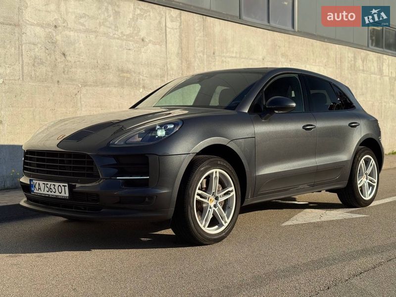 Porsche Macan 2021