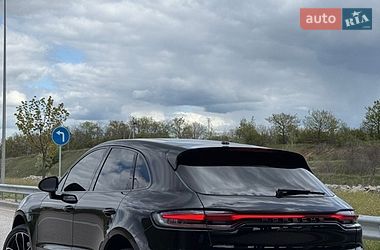 Позашляховик / Кросовер Porsche Macan 2015 в Запоріжжі