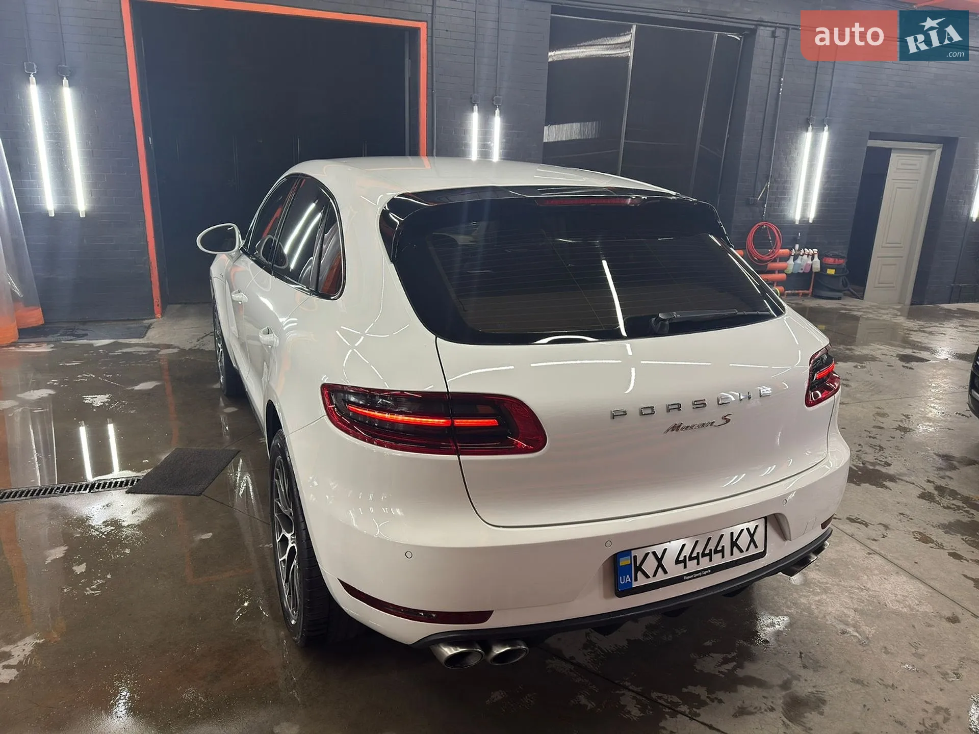 2016 Porsche Macan - мініатюра 12