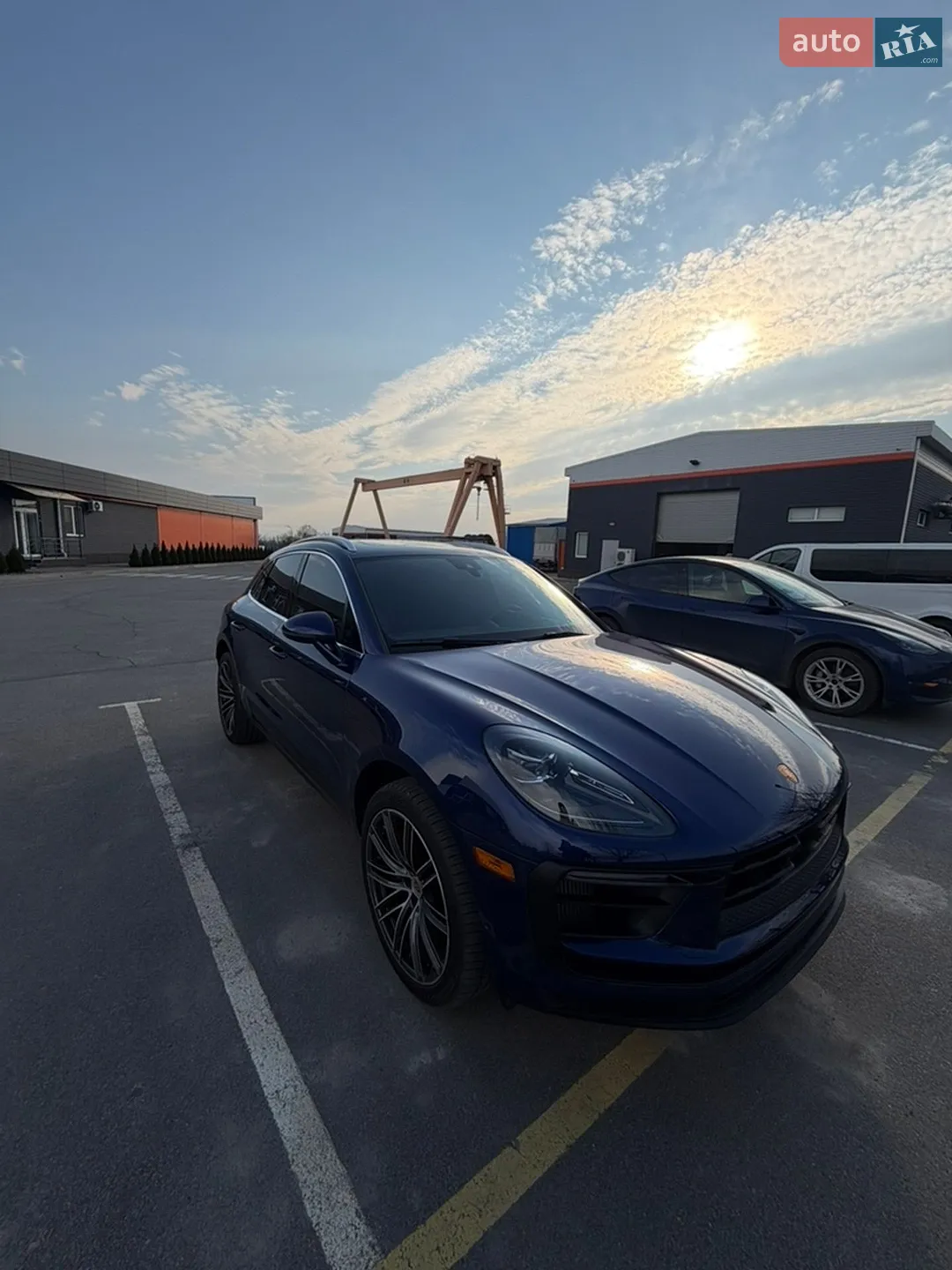 2023 Porsche Macan - мініатюра 2