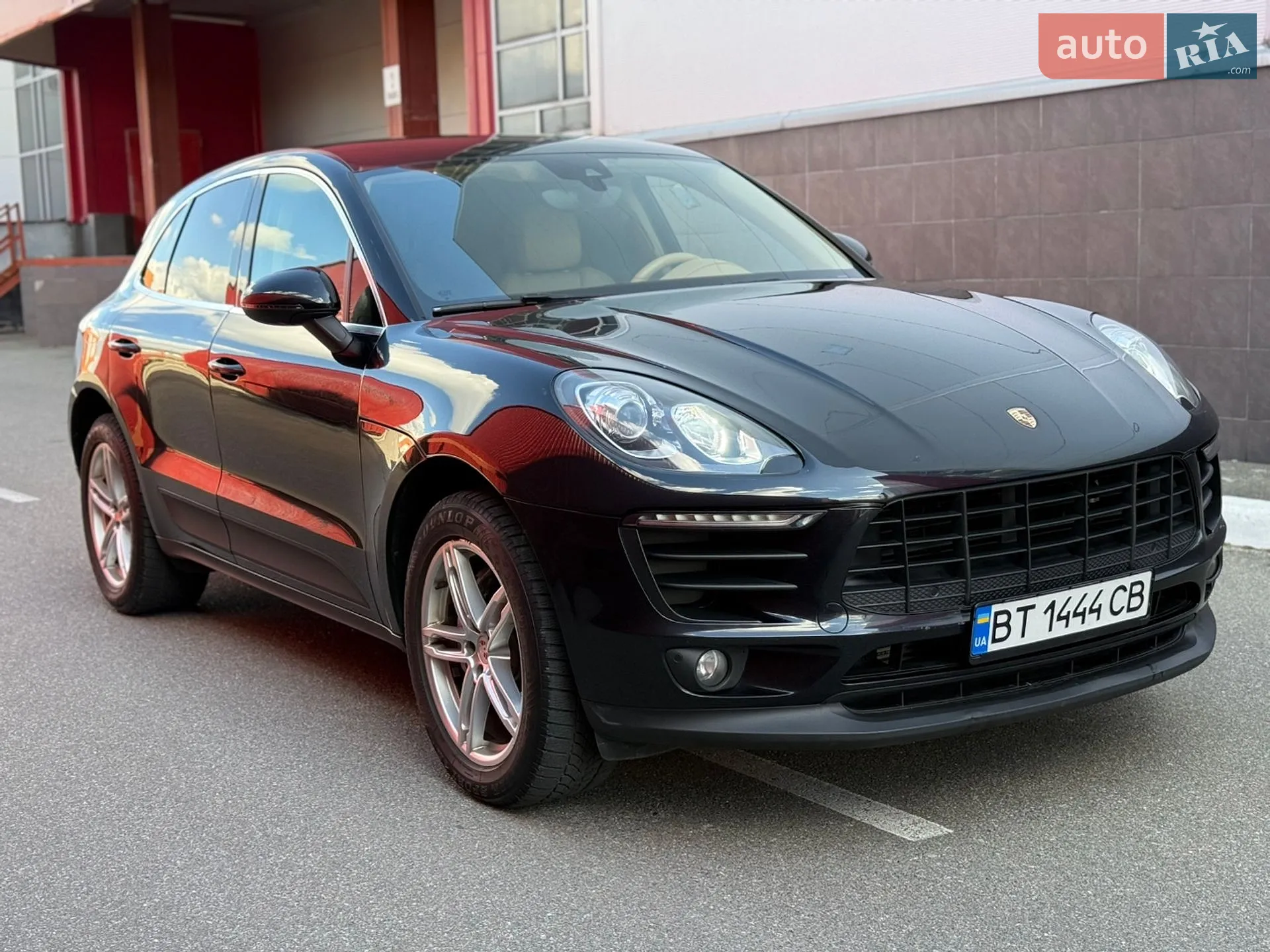 2015 Porsche Macan - мініатюра 2