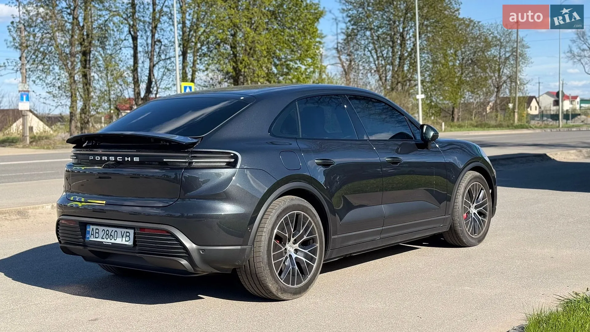 2025 Porsche Macan - мініатюра 17