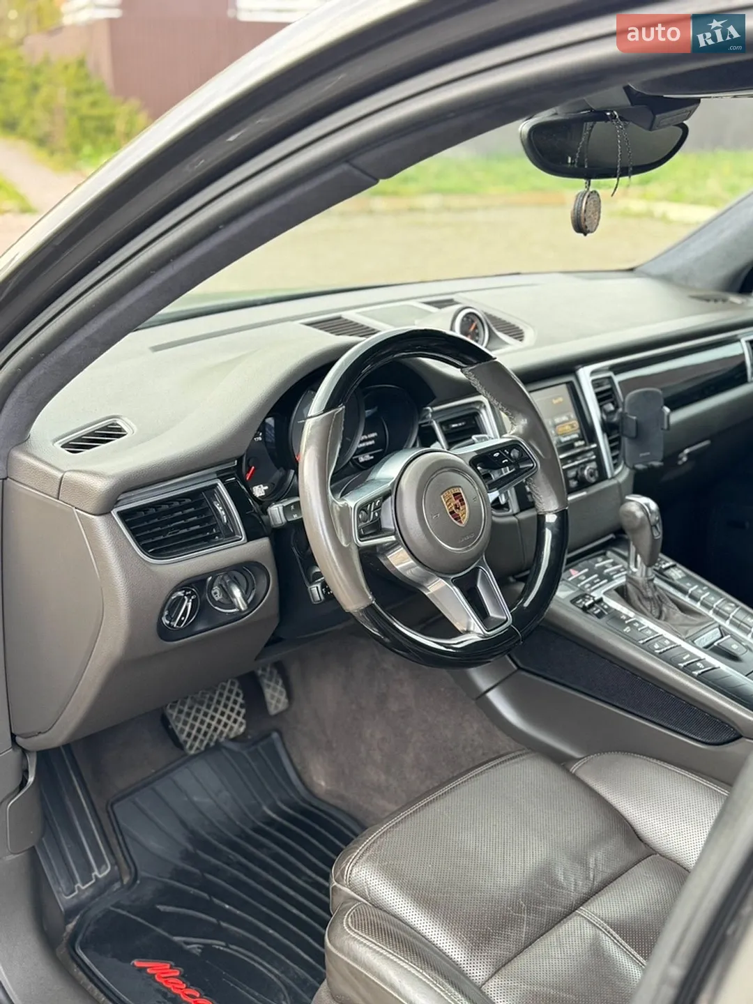 2016 Porsche Macan - мініатюра 9