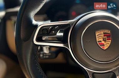 Позашляховик / Кросовер Porsche Macan 2017 в Івано-Франківську
