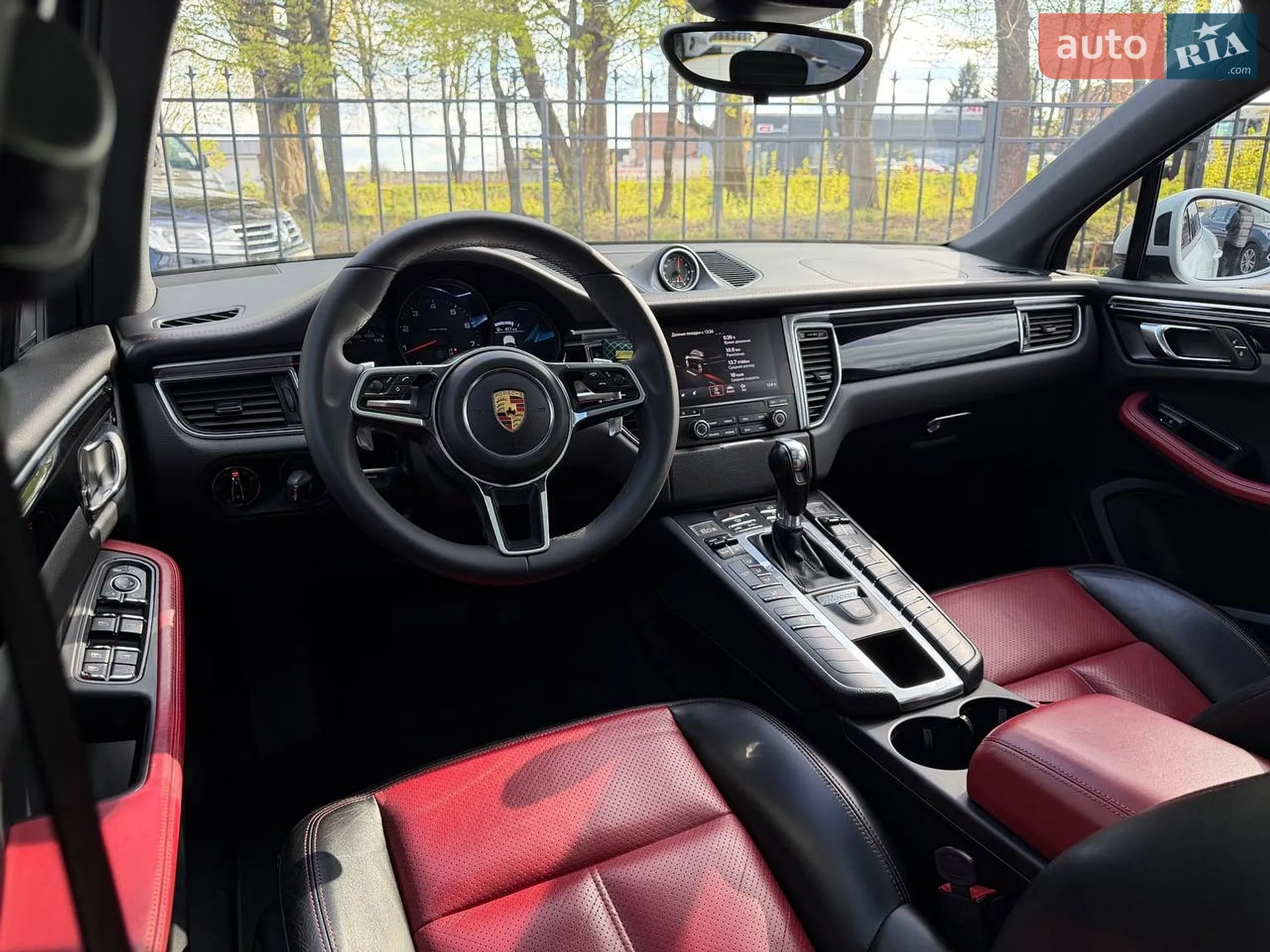 2018 Porsche Macan - мініатюра 31