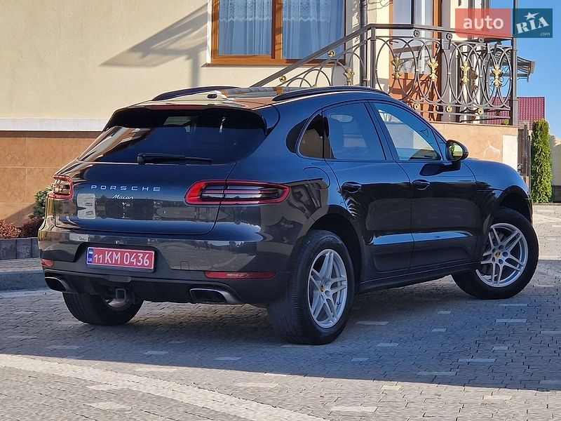 Внедорожник / Кроссовер Porsche Macan 2017 в Бориславе