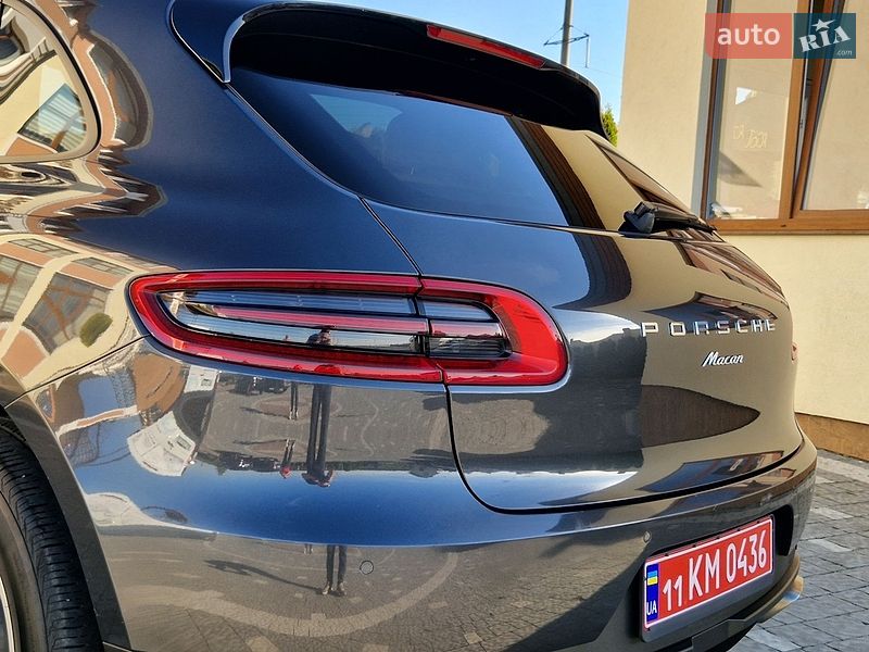 Внедорожник / Кроссовер Porsche Macan 2017 в Бориславе