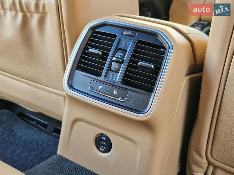 Внедорожник / Кроссовер Porsche Macan 2017 в Бориславе