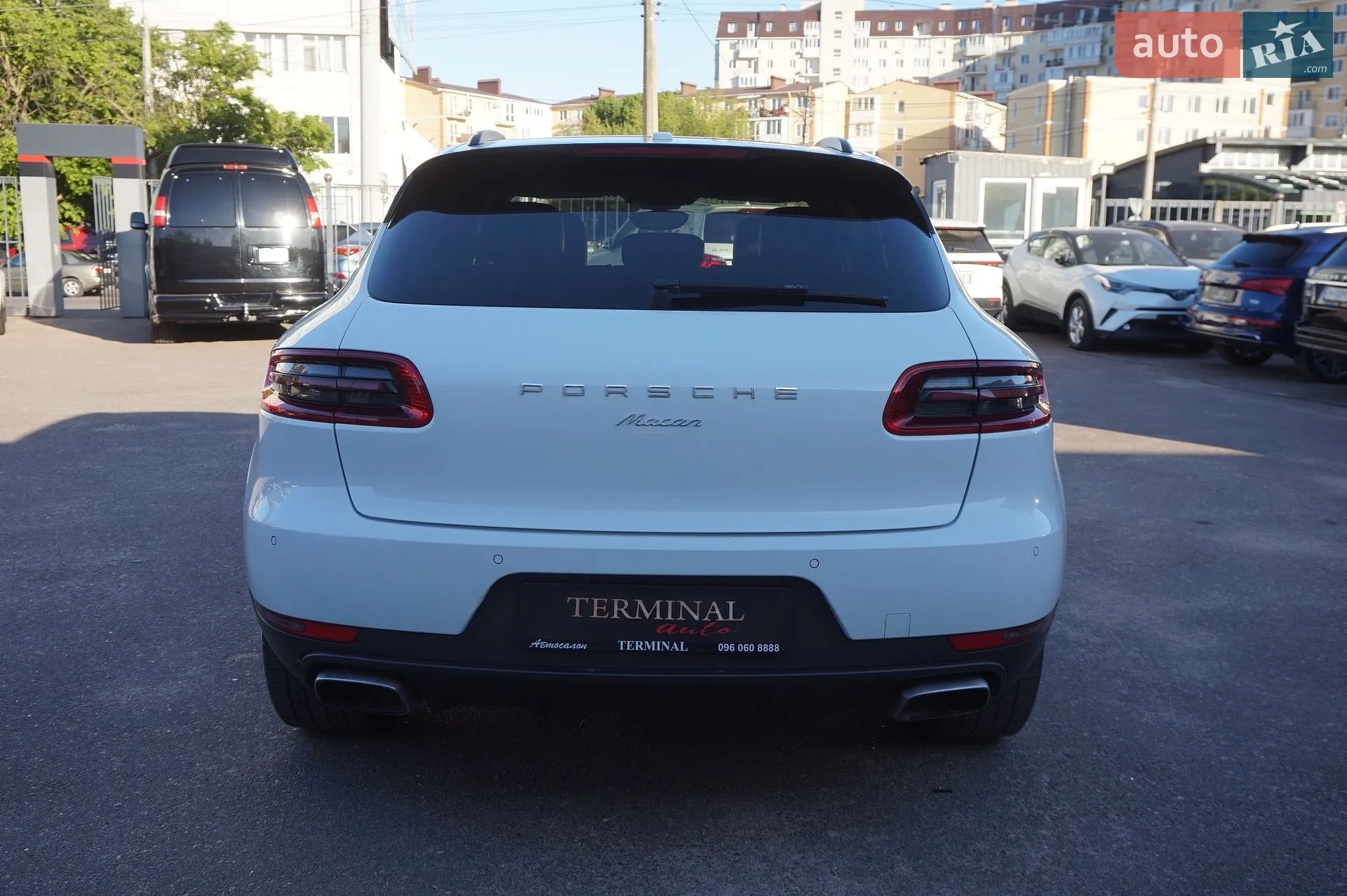 2016 Porsche Macan - мініатюра 7