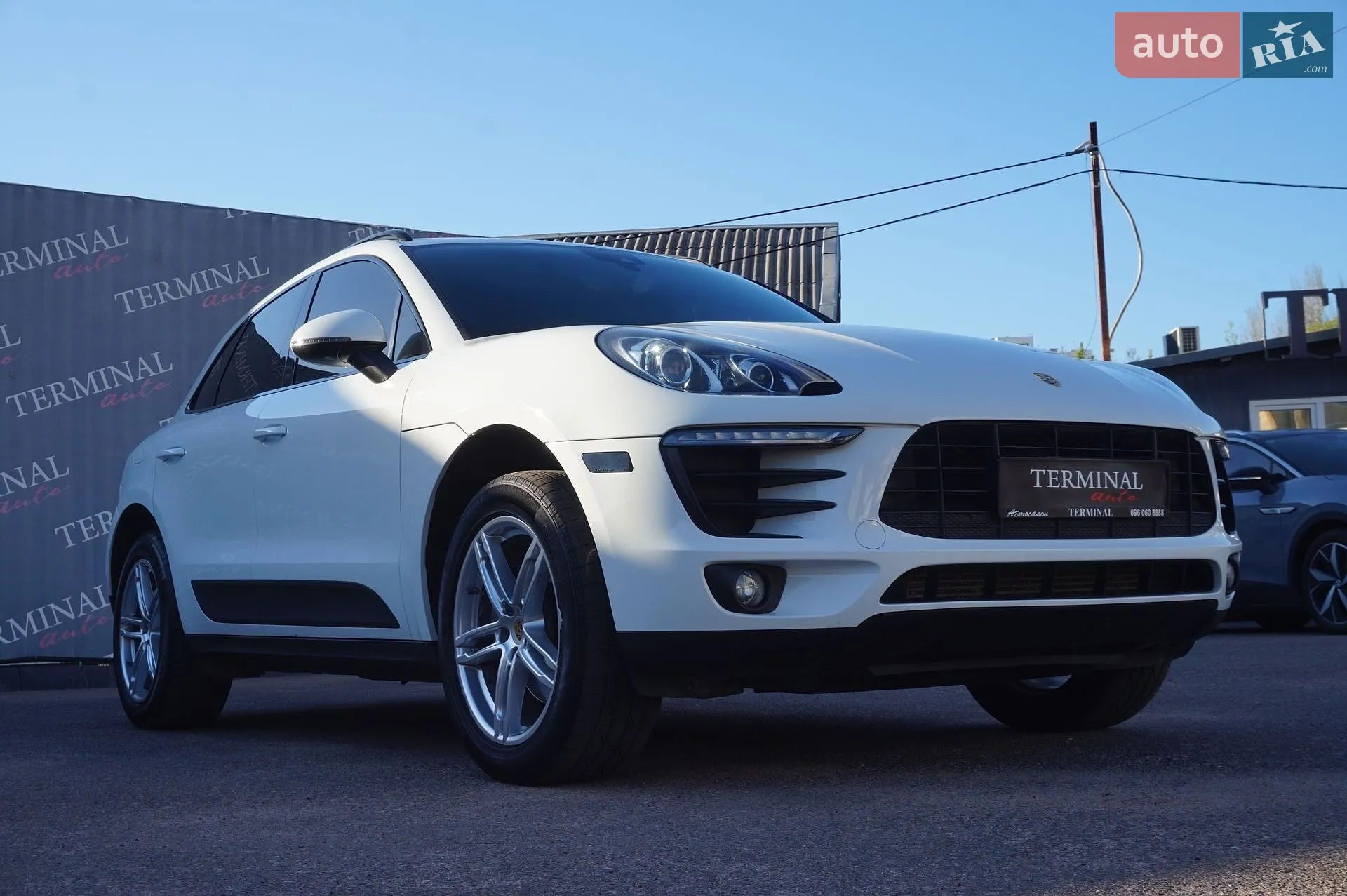 2016 Porsche Macan - мініатюра 10
