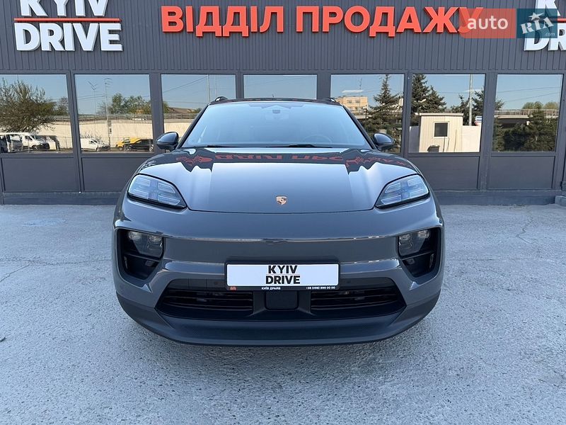 Внедорожник / Кроссовер Porsche Macan 2025 в Киеве