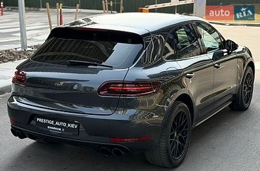 Внедорожник / Кроссовер Porsche Macan 2016 в Киеве