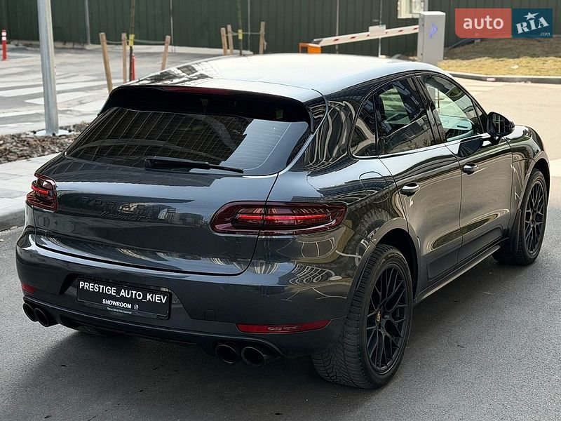 Внедорожник / Кроссовер Porsche Macan 2016 в Киеве