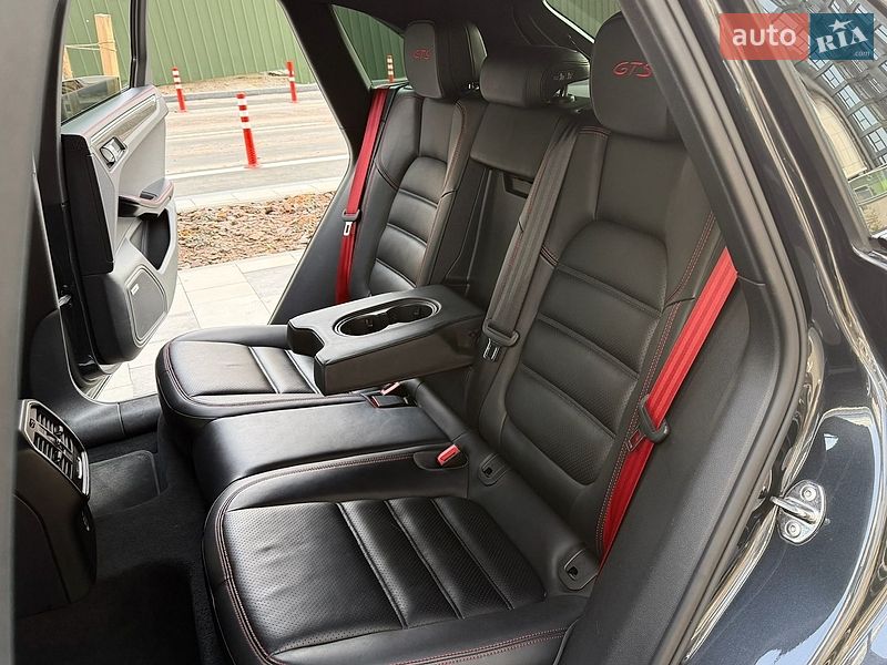 Внедорожник / Кроссовер Porsche Macan 2016 в Киеве