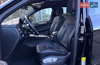 Внедорожник / Кроссовер Porsche Macan 2020 в Киеве