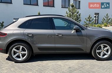Внедорожник / Кроссовер Porsche Macan 2018 в Луцке