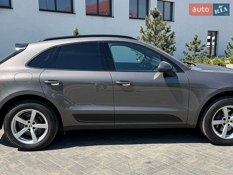 Внедорожник / Кроссовер Porsche Macan 2018 в Луцке