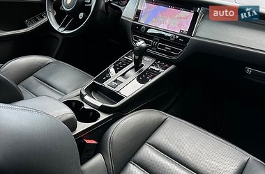 Внедорожник / Кроссовер Porsche Macan 2023 в Киеве