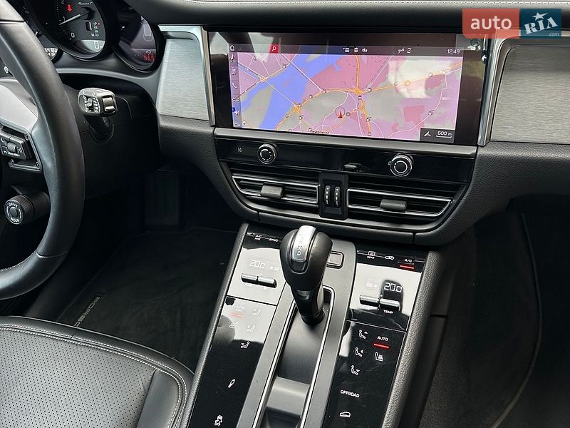 Внедорожник / Кроссовер Porsche Macan 2023 в Киеве