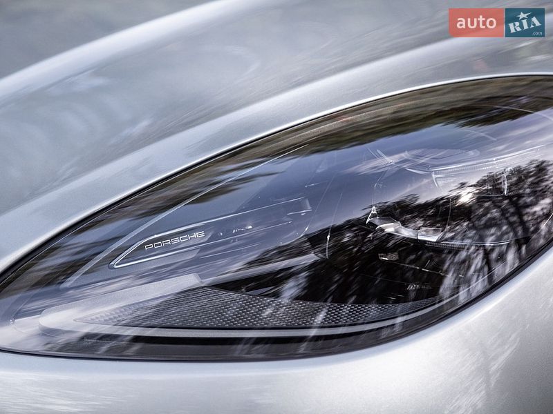 Внедорожник / Кроссовер Porsche Macan 2022 в Киеве