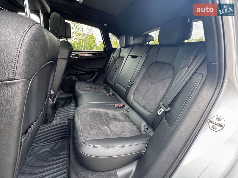 Внедорожник / Кроссовер Porsche Macan 2014 в Киеве