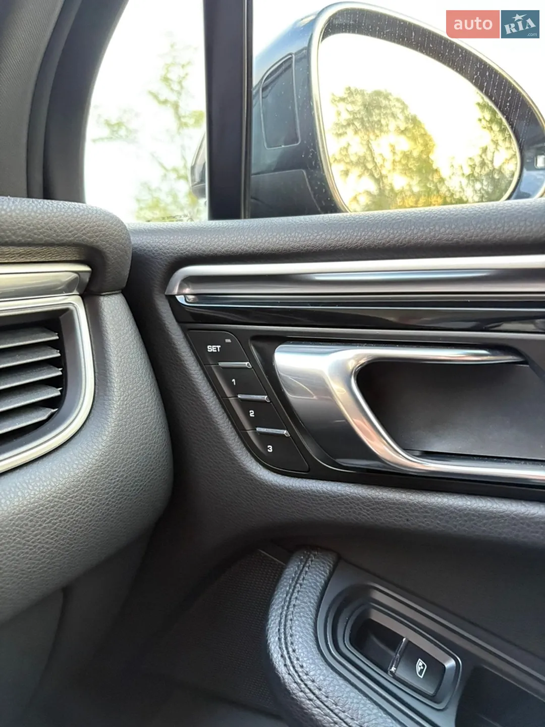 2017 Porsche Macan - мініатюра 21