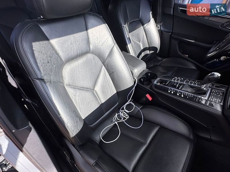Внедорожник / Кроссовер Porsche Macan 2018 в Харькове