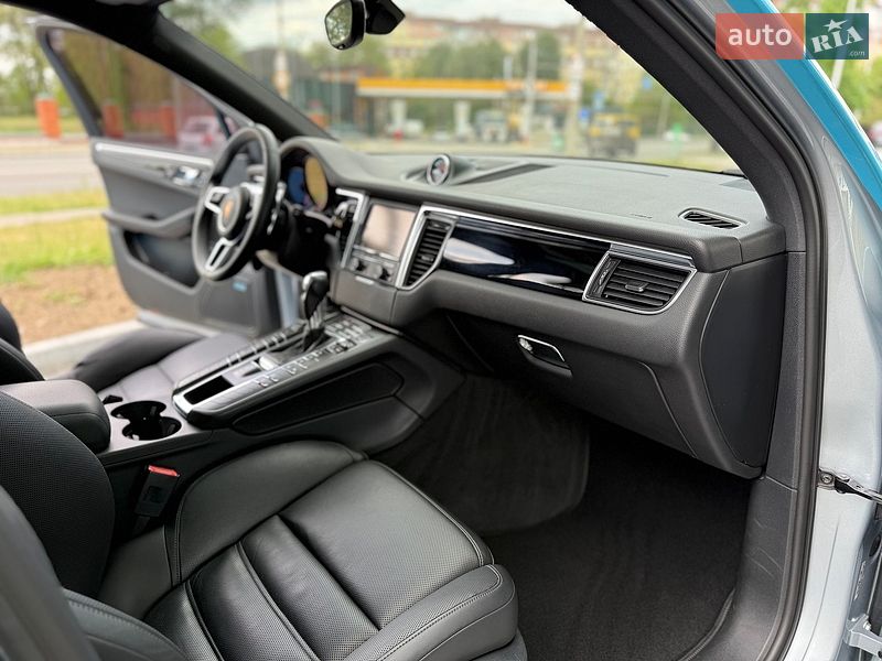 Внедорожник / Кроссовер Porsche Macan 2016 в Днепре