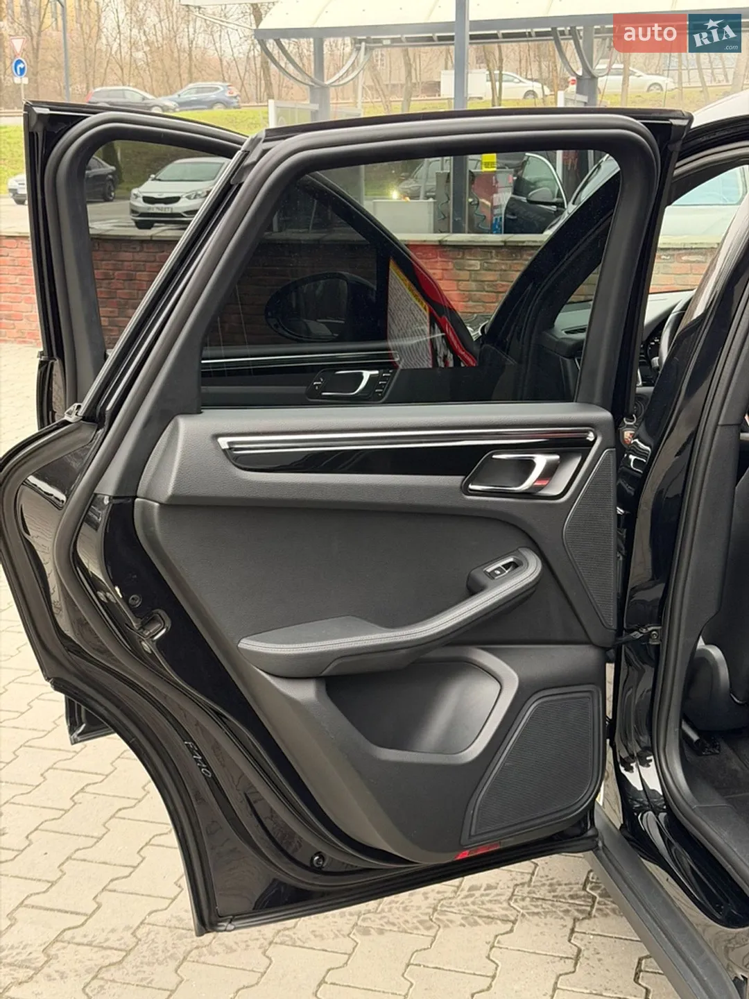 2015 Porsche Macan - мініатюра 13