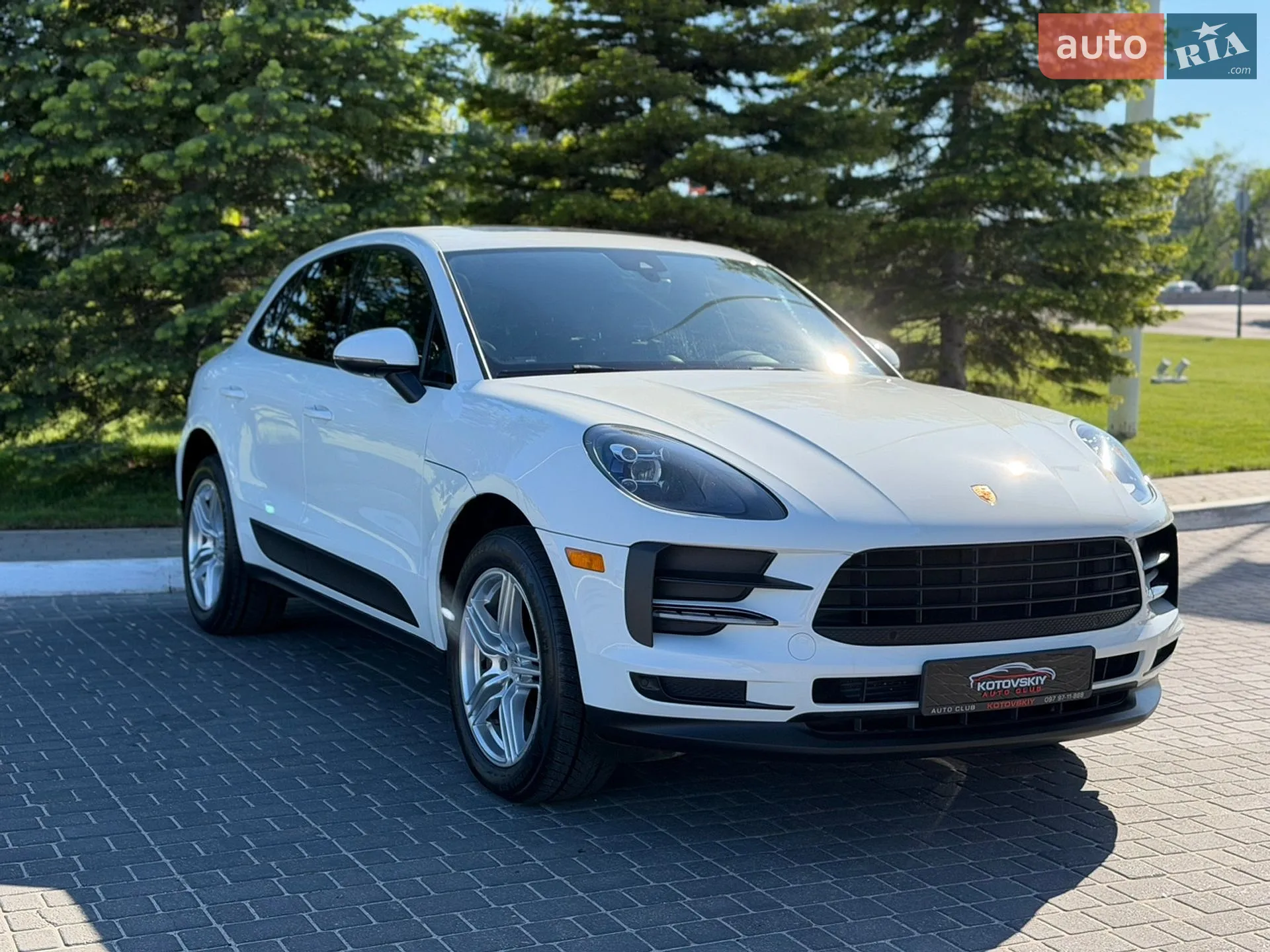 2020 Porsche Macan - мініатюра 9