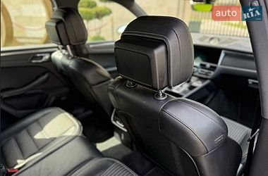 Позашляховик / Кросовер Porsche Macan 2024 в Львові