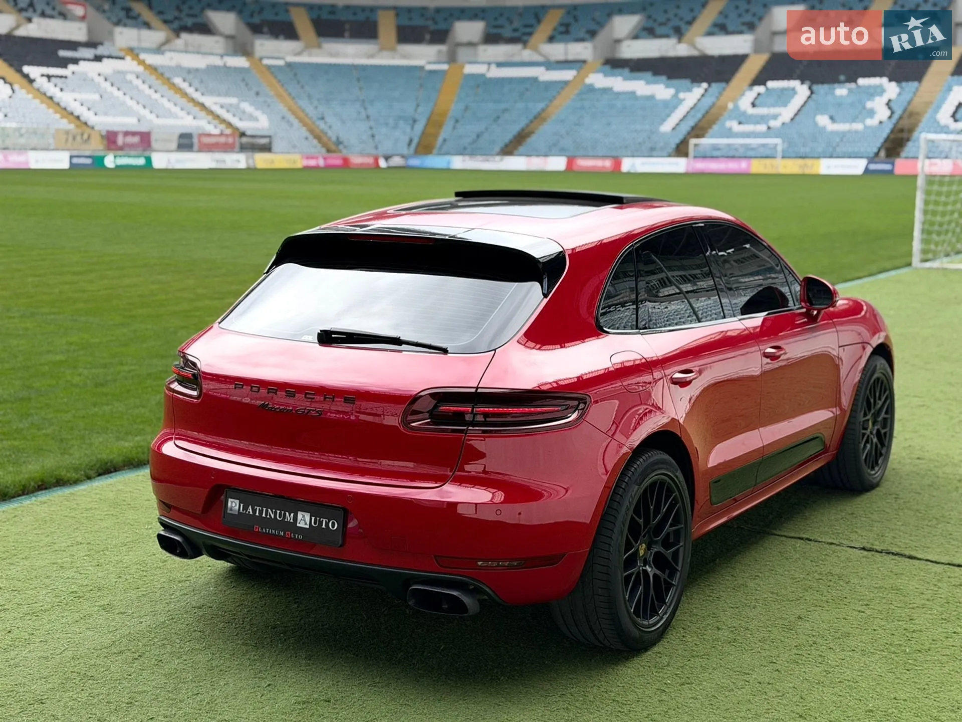 2017 Porsche Macan - мініатюра 23