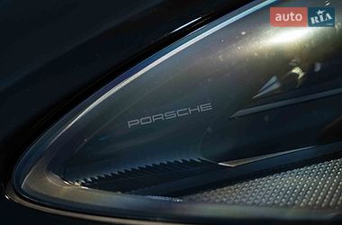 Внедорожник / Кроссовер Porsche Macan 2021 в Черновцах