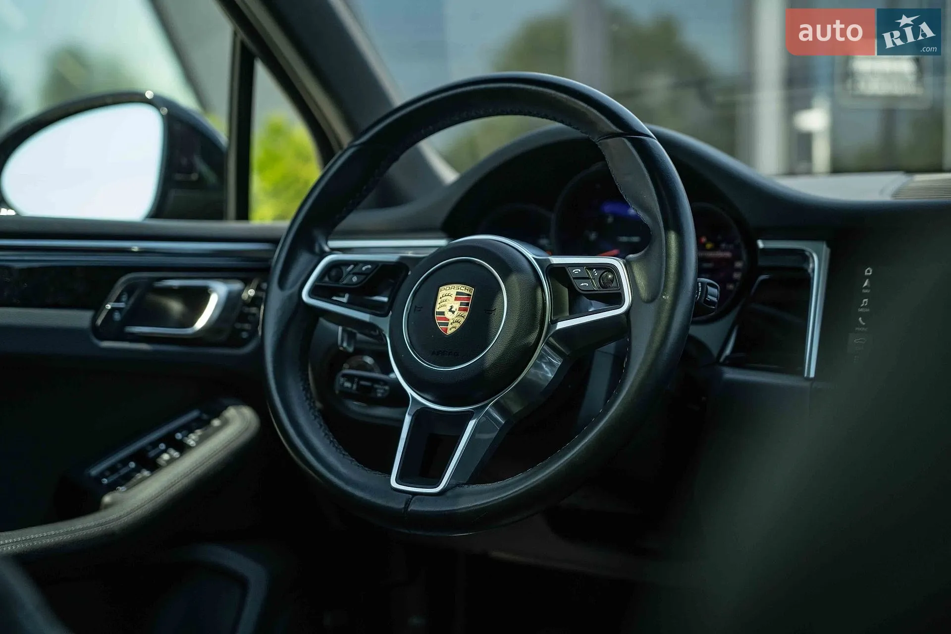 2021 Porsche Macan - мініатюра 27