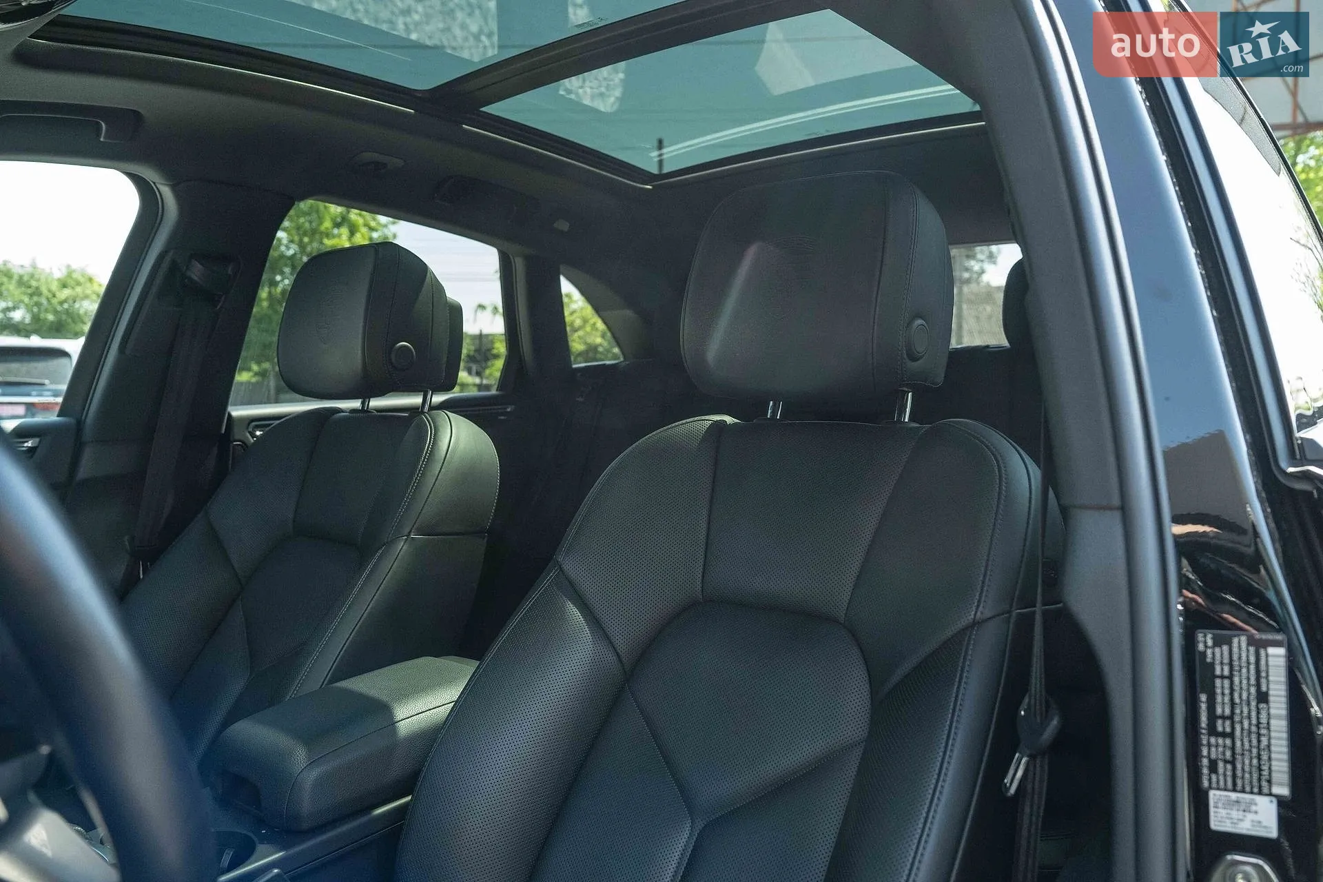 2021 Porsche Macan - мініатюра 38