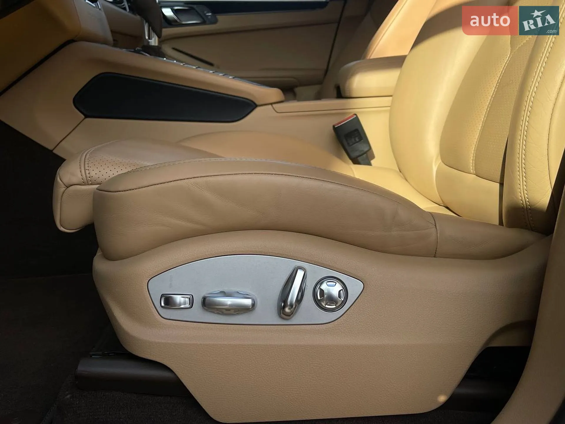 2017 Porsche Macan - мініатюра 35