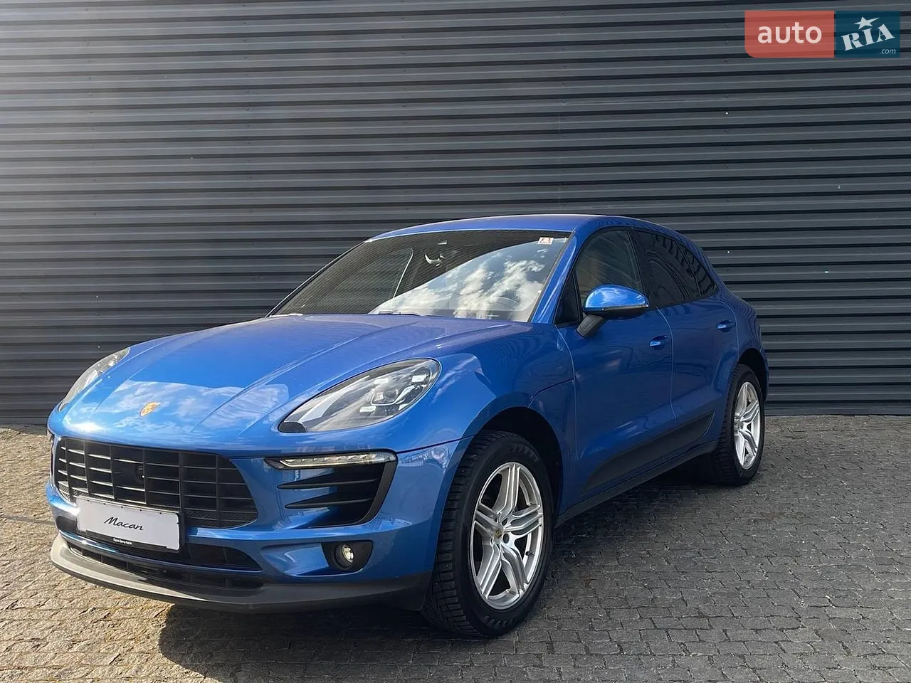 2017 Porsche Cayenne - мініатюра 12